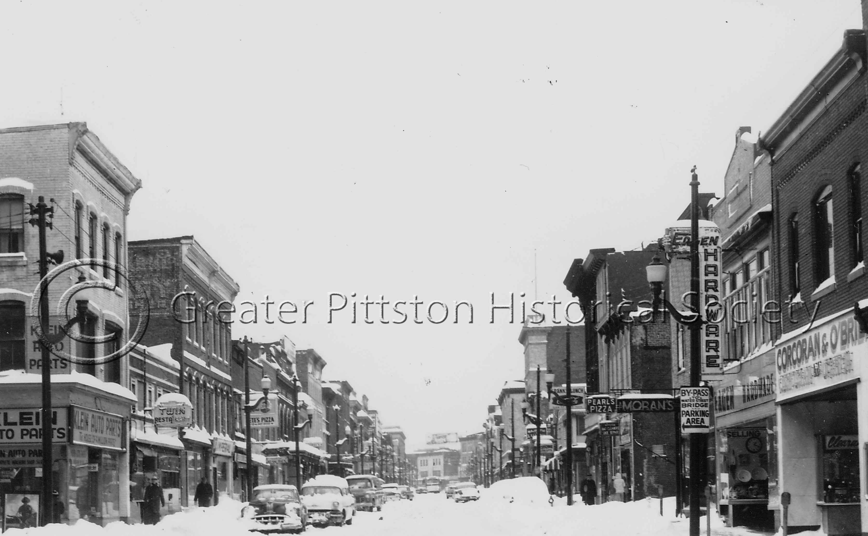 Main Street Pittston, c.1950. Mike Savokinas Collection (MS0349c), Greater Pittston Historical Society, Pittston, PA. 